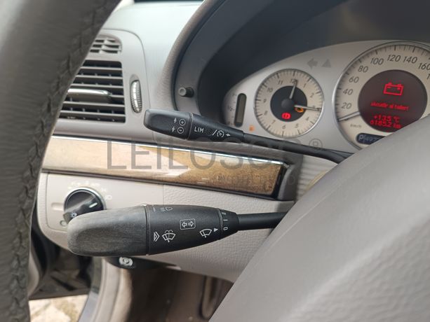 Mercedes-Benz E 220 · Ano 2004