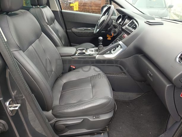 Peugeot 3008 · Ano 2009