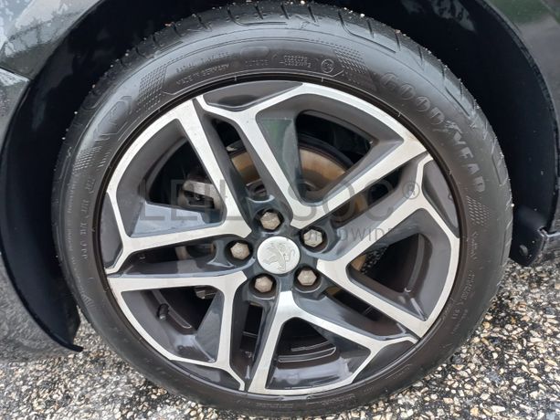 Peugeot 308 · Ano 2014