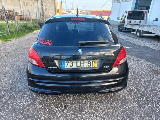 Peugeot 207 · Ano 2011