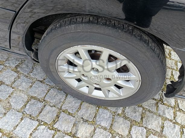 Nissan Primera · Ano 2000