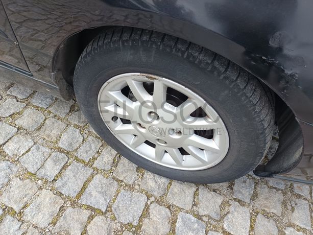 Nissan Primera · Ano 2000