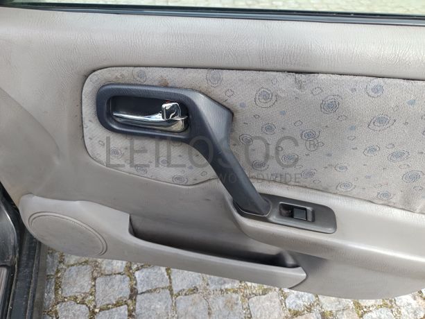 Nissan Primera · Ano 2000