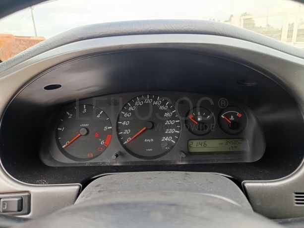 Nissan Primera · Ano 2000