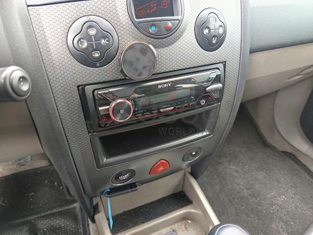 Renault Mégane · Ano 2004