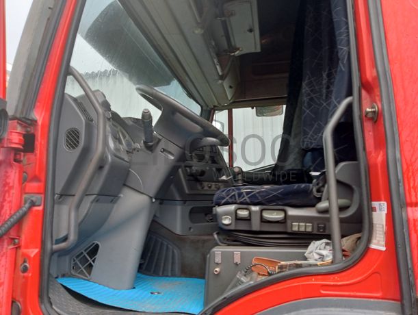 Iveco Stralis 480 · Ano 2004