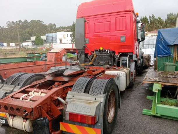 Iveco Stralis 480 · Ano 2004