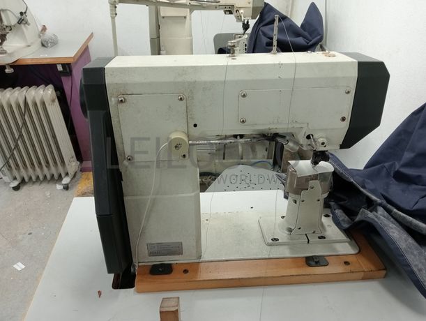 Máquinas de Coluna Alta · Máquina de Ribetes