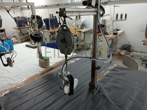 Máquinas de Coluna Alta · Máquinas de Zig-Zag