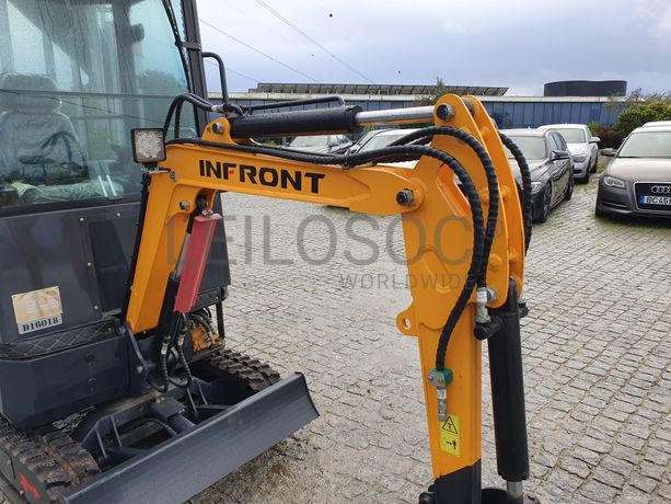 Mini Giratória Infront YFE16 · Ano 2022