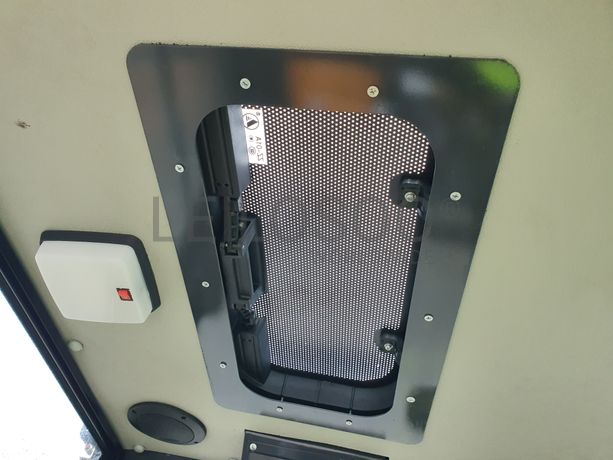 Mini Giratória Infront YFE16 · Ano 2022