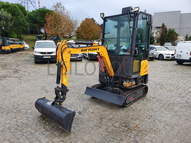 Mini Giratória Infront YFE16 · Ano 2022