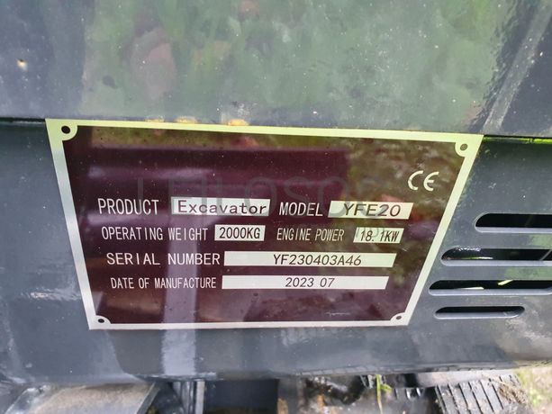 Mini Giratória Infront YFE20 · Ano 2023