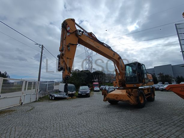 Giratória Case · Ano 2004