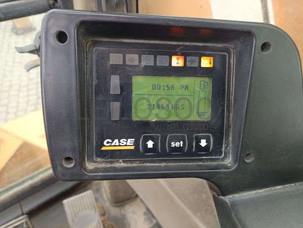 Giratória Case · Ano 2004