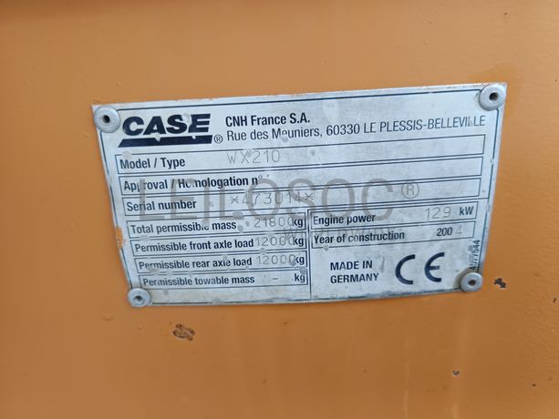 Giratória Case · Ano 2004