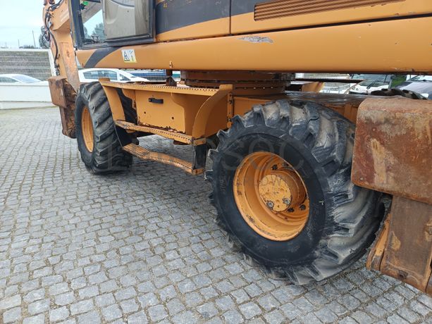 Giratória Case · Ano 2004