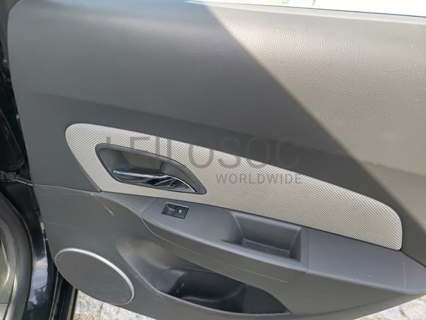 Chevrolet Cruze 2.0D · Ano 2010