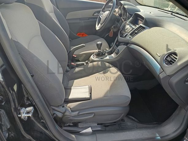 Chevrolet Cruze 2.0D · Ano 2010