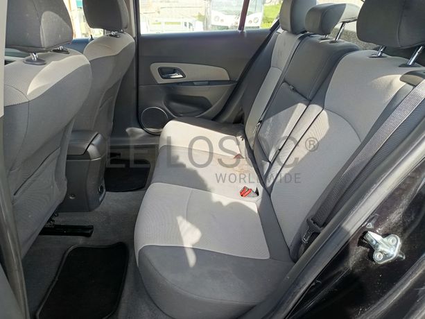 Chevrolet Cruze 2.0D · Ano 2010