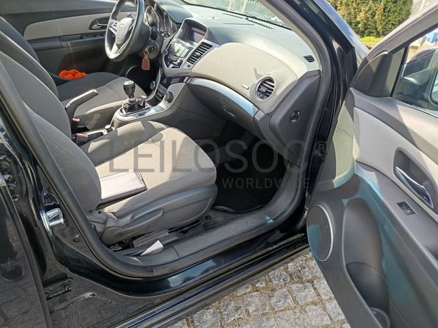 Chevrolet Cruze 2.0D · Ano 2010