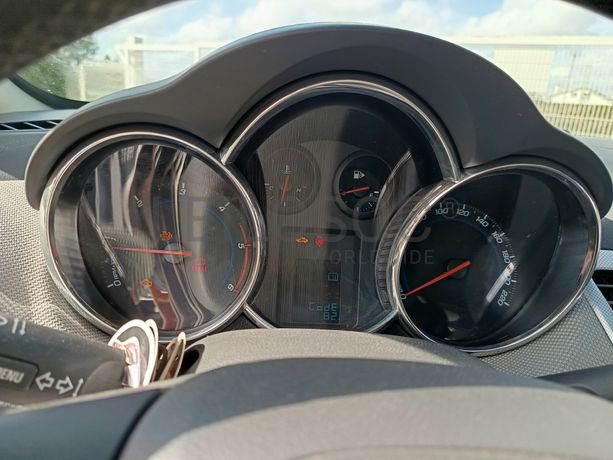 Chevrolet Cruze 2.0D · Ano 2010