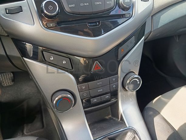 Chevrolet Cruze 2.0D · Ano 2010