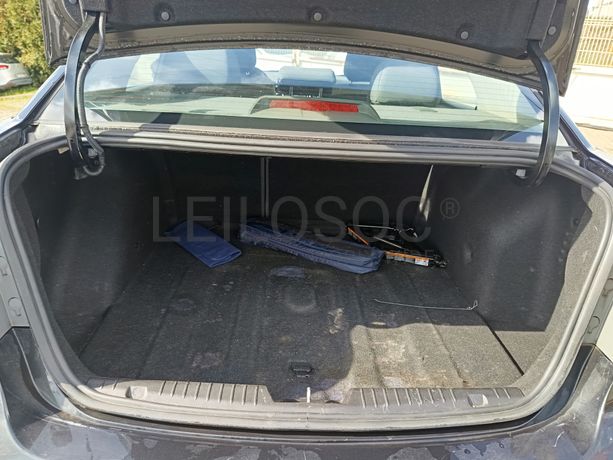 Chevrolet Cruze 2.0D · Ano 2010