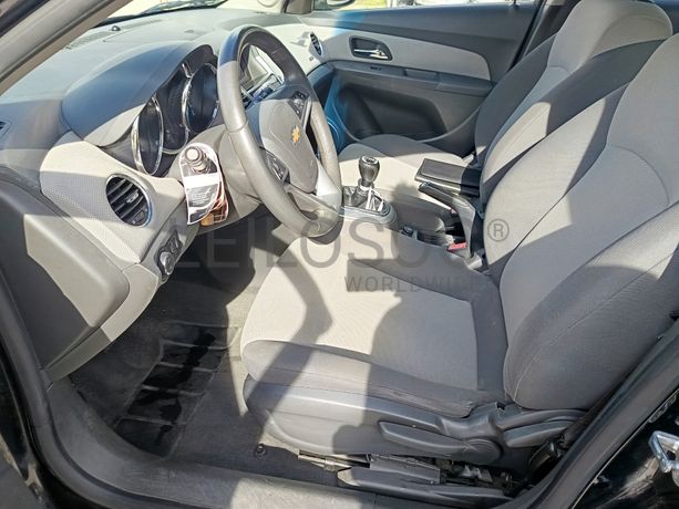 Chevrolet Cruze 2.0D · Ano 2010