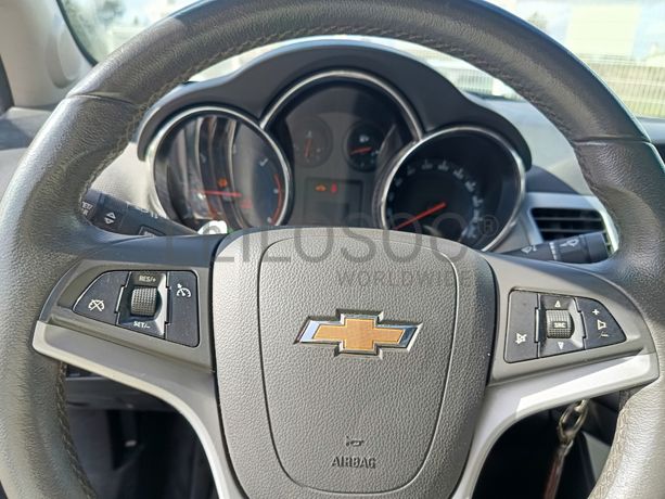 Chevrolet Cruze 2.0D · Ano 2010