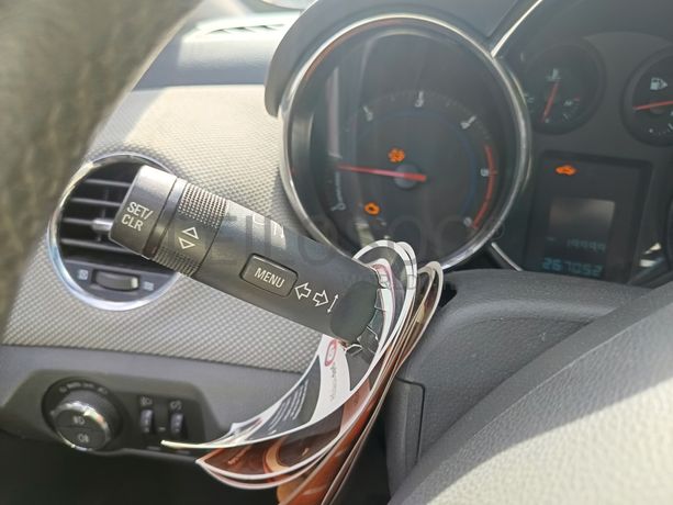 Chevrolet Cruze 2.0D · Ano 2010