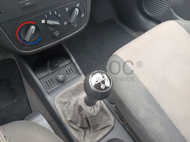 Opel Corsa · Ano 2004