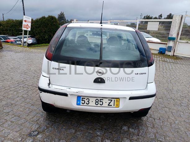 Opel Corsa · Ano 2004