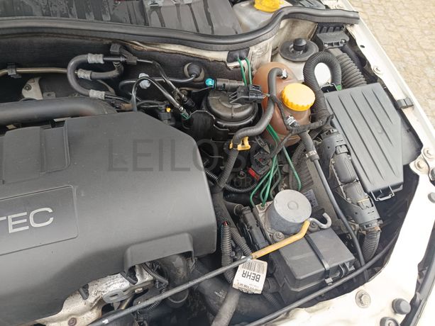 Opel Corsa · Ano 2004