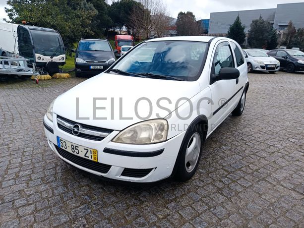 Opel Corsa · Ano 2004