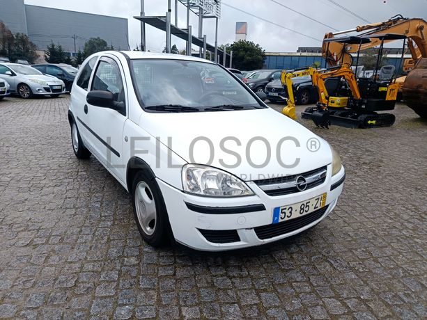 Opel Corsa · Ano 2004