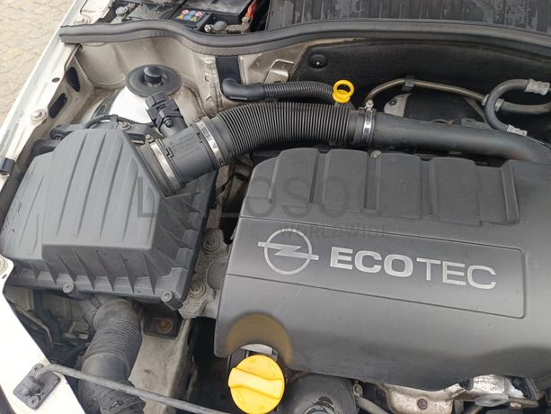 Opel Corsa · Ano 2004