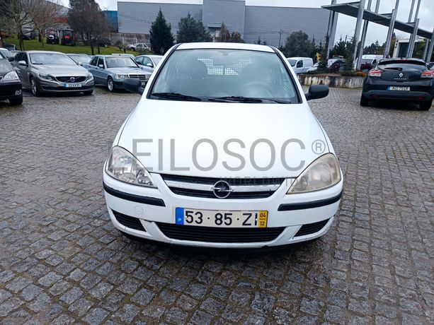 Opel Corsa · Ano 2004