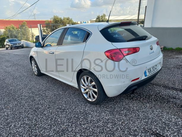 Alfa Romeo Giulietta · Ano 2010