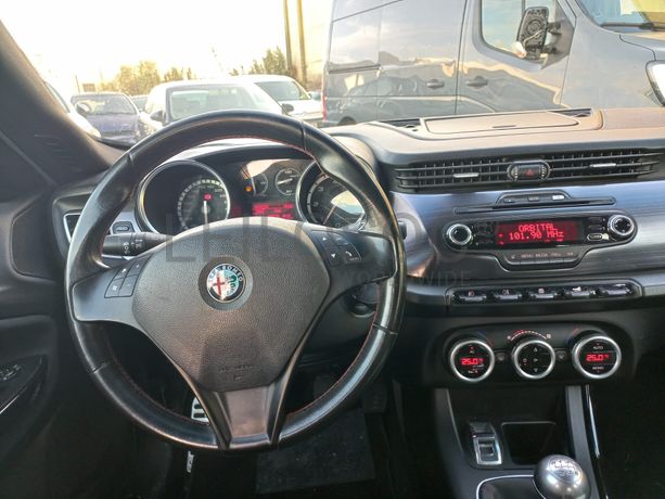Alfa Romeo Giulietta · Ano 2010