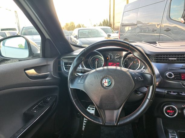 Alfa Romeo Giulietta · Ano 2010