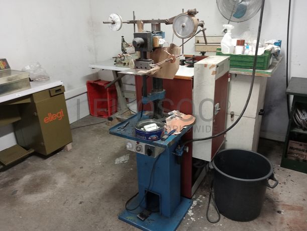 Equipamentos para a Indústria de Calçado