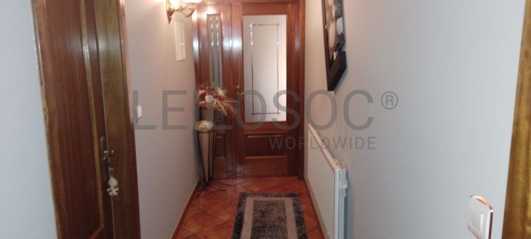 Moradia V4 com Terreno · Britiande, Lamego