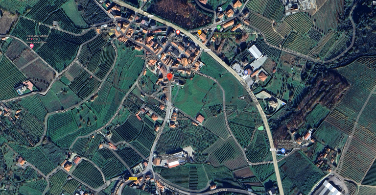 Moradia V4 com Terreno · Britiande, Lamego