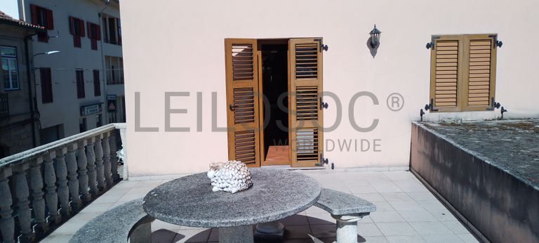 Moradia V4 com Terreno · Britiande, Lamego