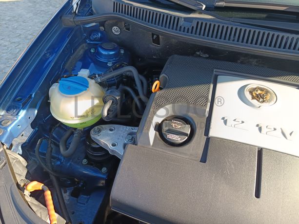 Volkswagen Polo · Ano 2006