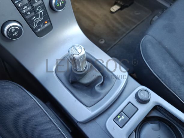 Volvo C30 · Ano 2010