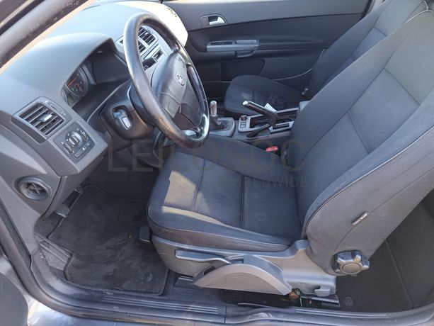 Volvo C30 · Ano 2010