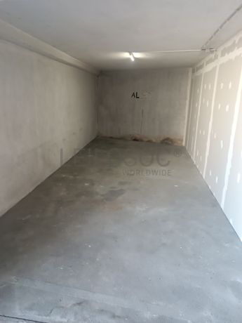 Garagem · Vila Nova de Gaia