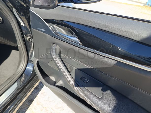 BMW 530e Performance · Ano 2017